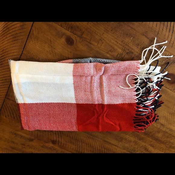 Scarf - Picture 5 of 5